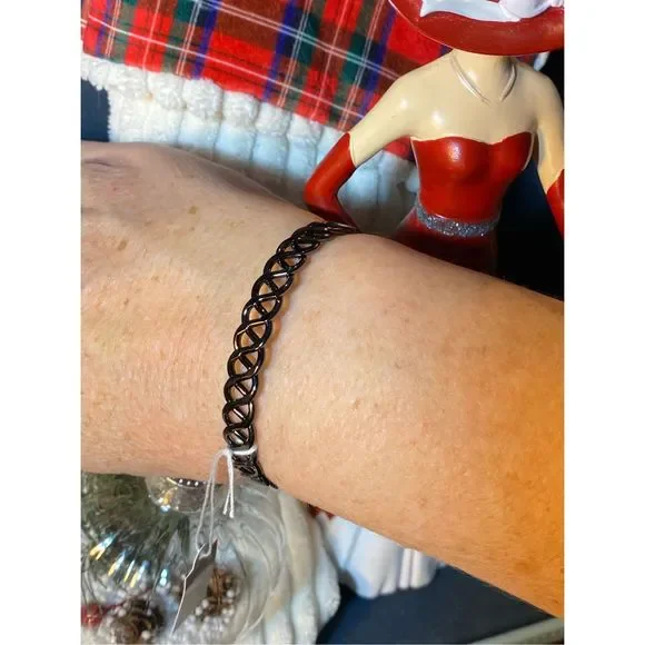 NWT - 🖤 HEMATITE LIFESTYLE OPEN BRACELET WEAR DIFFERENT WAYS ARM PARTY STARTER - Picture 5 of 7